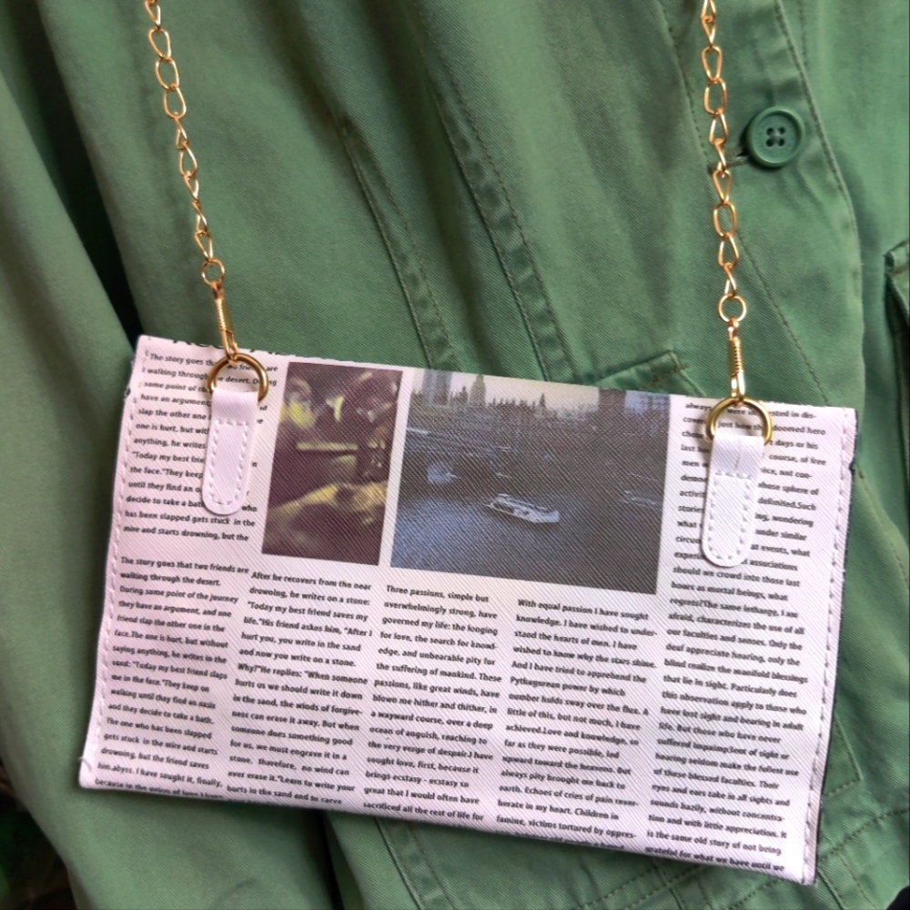 Newspaper Print Flap Crossbody Purse, Clutch, Snap Added Gold Chain New! 8" X 5" - Picture 10 of 17